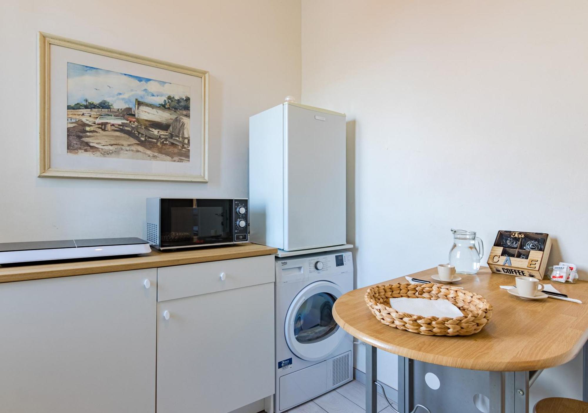 Casa Mya-Relax Al Porto, Wifi Veloce E Clima Apartment Livorno Exterior photo